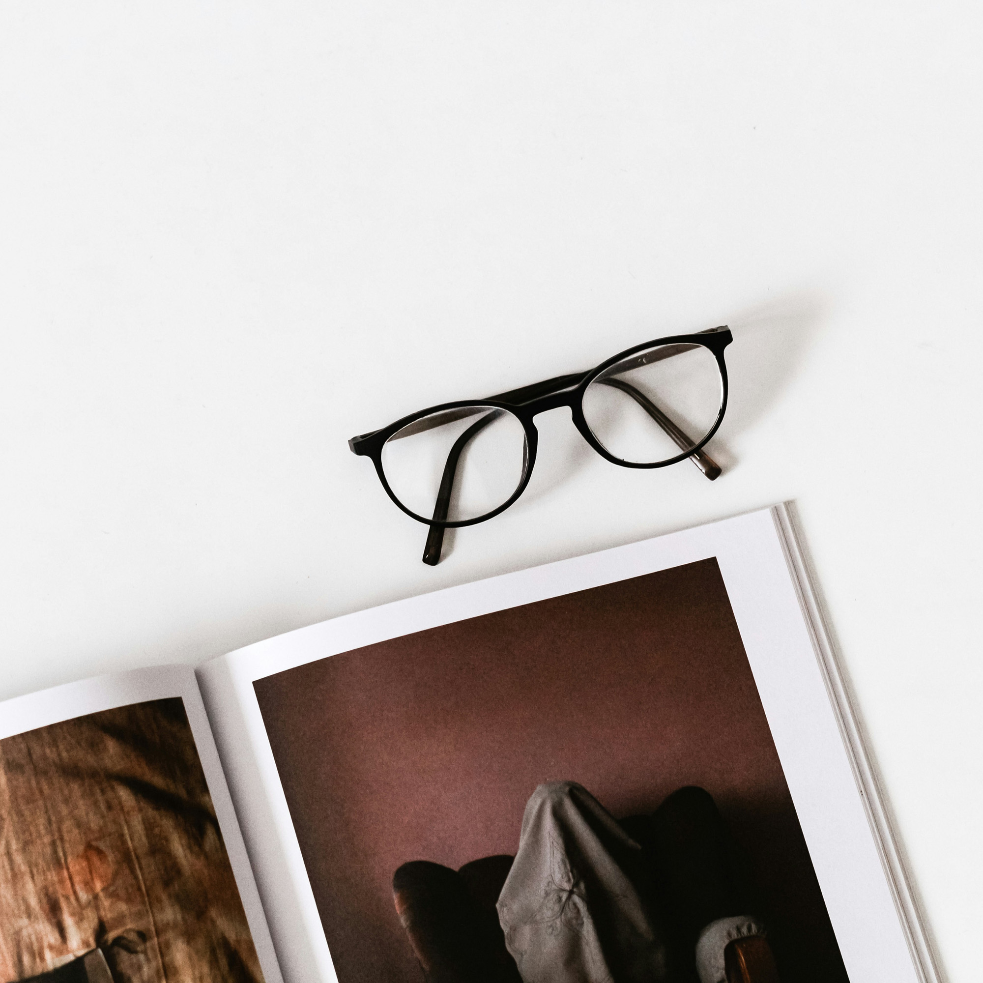 graphiste éditorial réfléchir mise en page sq